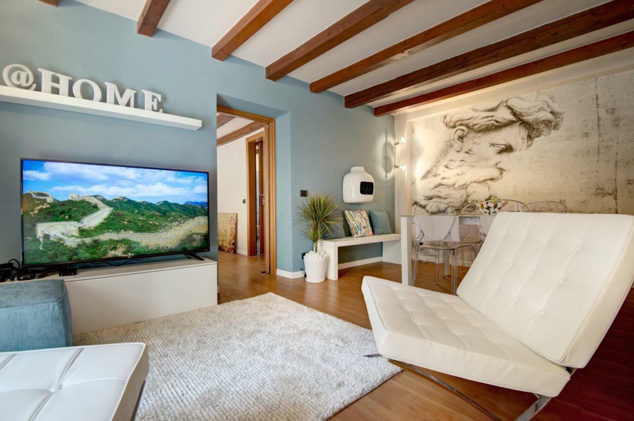 Moscova Luxury 2* Milan